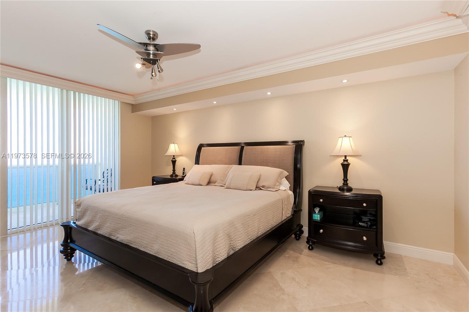 3803 3 / 3 1841 sq. ft. $ 2026-02-27 0 foto