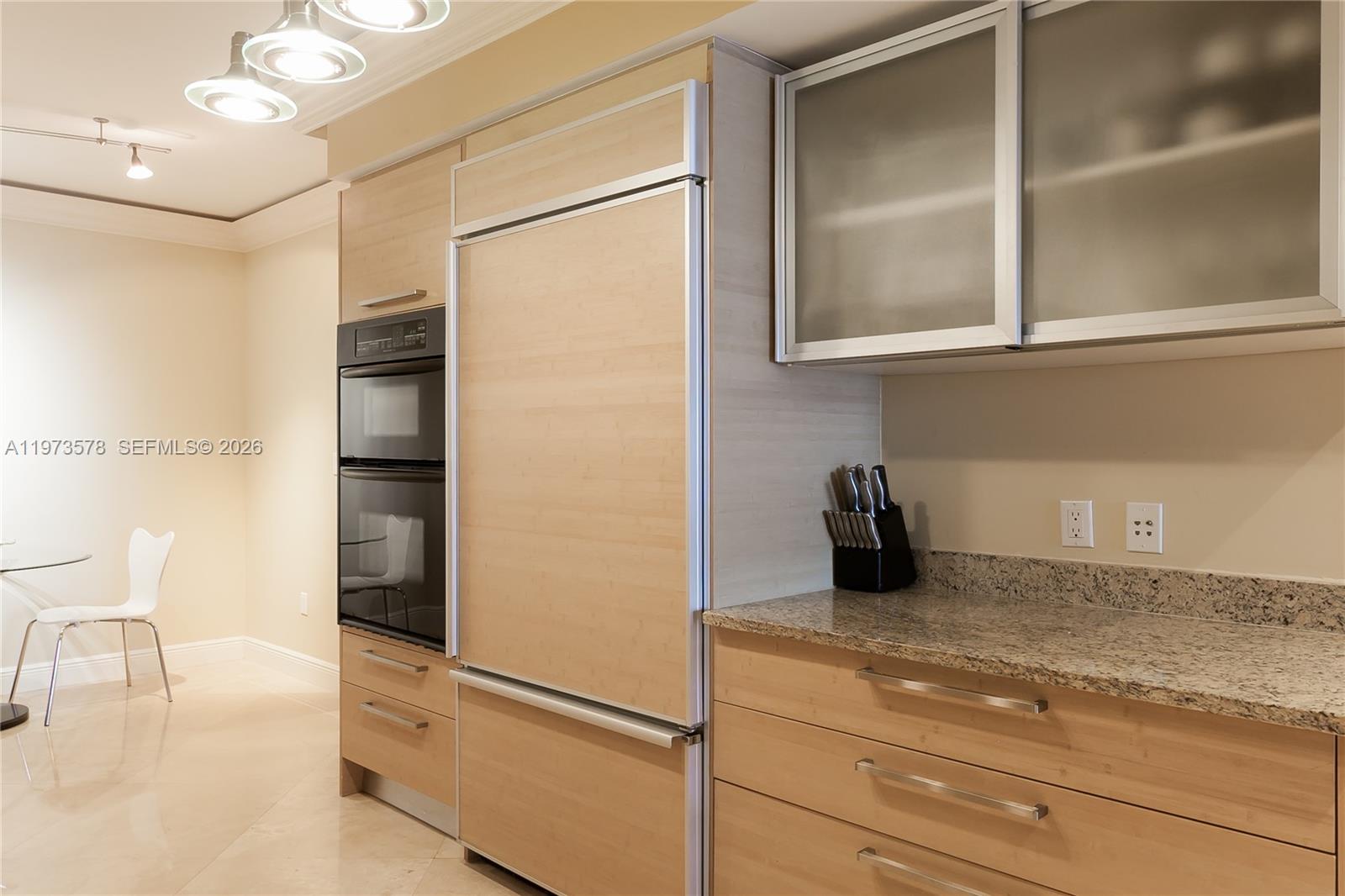 3803 3 / 3 1841 sq. ft. $ 2026-02-27 0 foto
