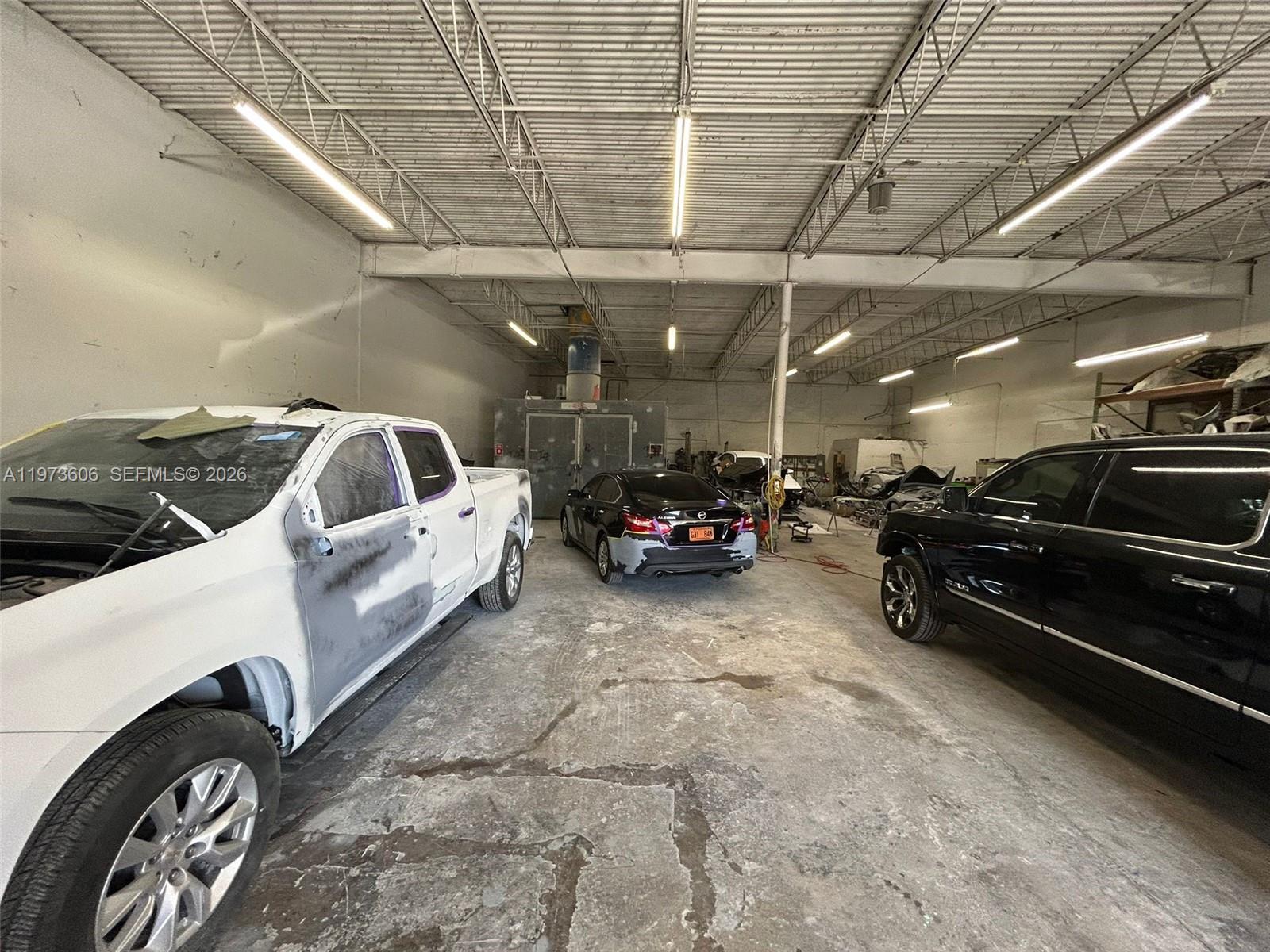   /   кв.футов $ 2026-02-27 0 Фото