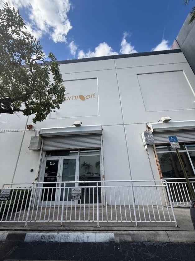   /   sq. ft. $ 2026-02-27 0 foto