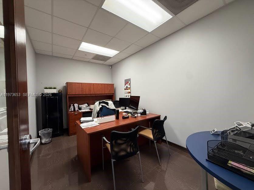   /   sq. ft. $ 2026-02-27 0 foto