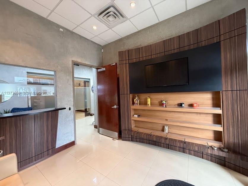   /   sq. ft. $ 2026-02-27 0 foto