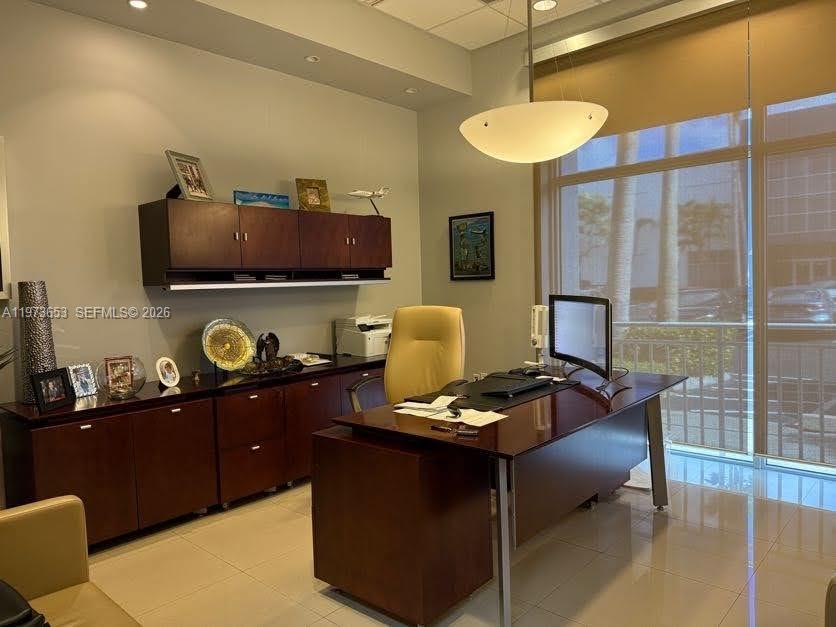   /   sq. ft. $ 2026-02-27 0 foto