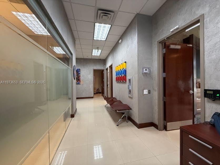   /   sq. ft. $ 2026-02-27 0 foto