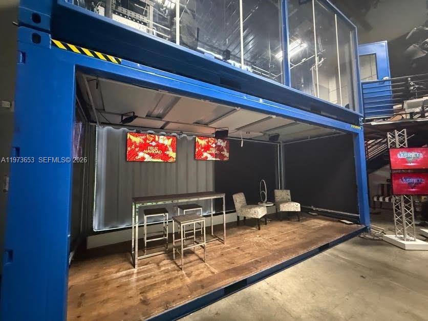   /   sq. ft. $ 2026-02-27 0 foto