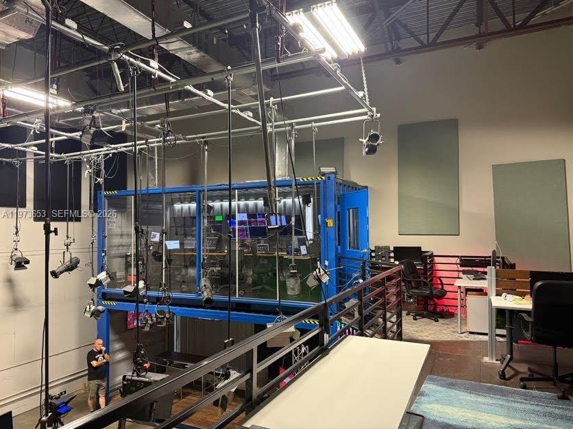   /   sq. ft. $ 2026-02-27 0 foto