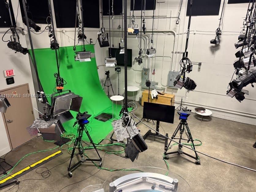   /   sq. ft. $ 2026-02-27 0 foto