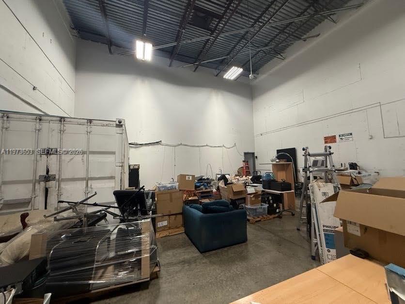   /   sq. ft. $ 2026-02-27 0 foto