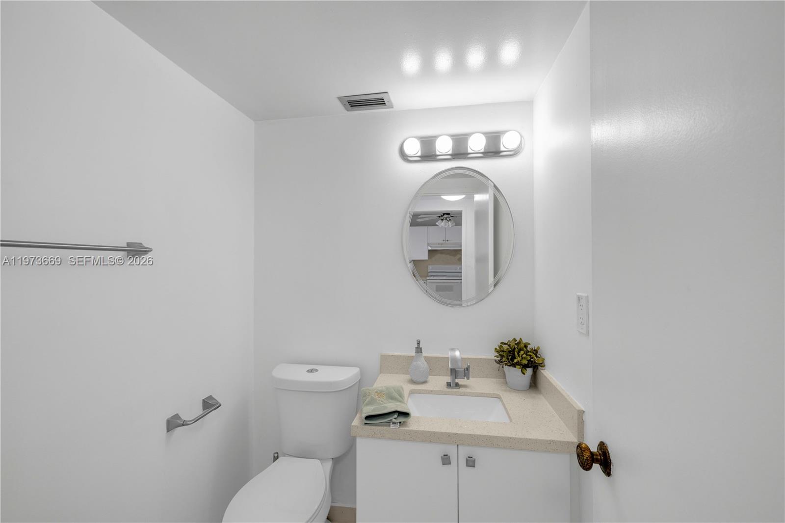 Photo of 3725 Ocean Dr #905, Hollywood, Florida, 33019 -