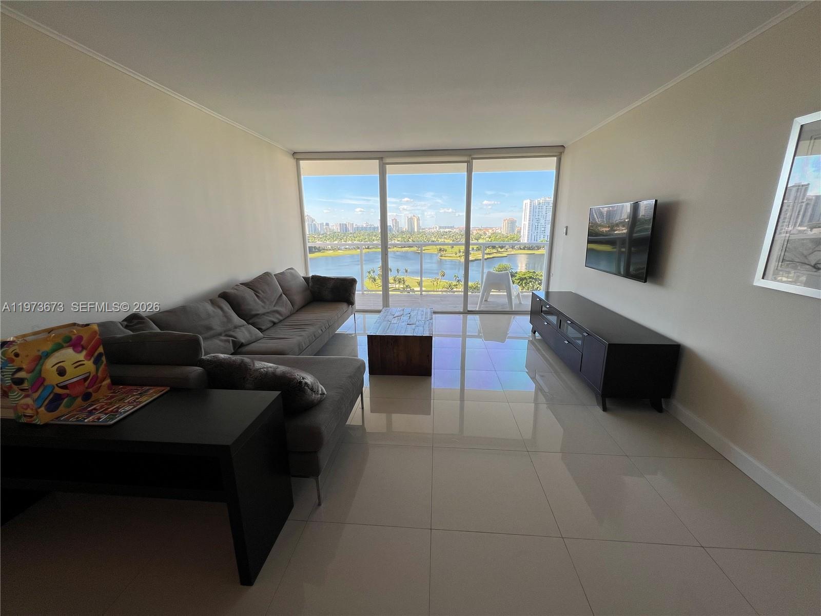 Photo of 3731 Country Club Dr  #1424, Aventura, Florida, 33180 - 