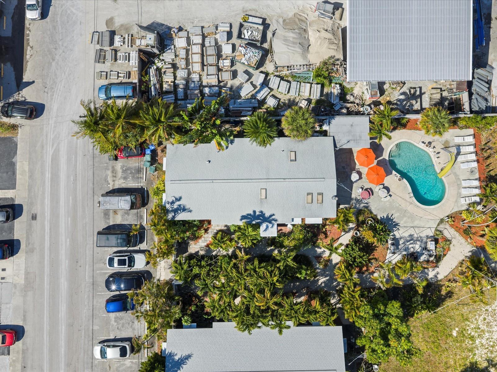   / 0 6930 sq. ft. $ 2026-06-21 0 foto