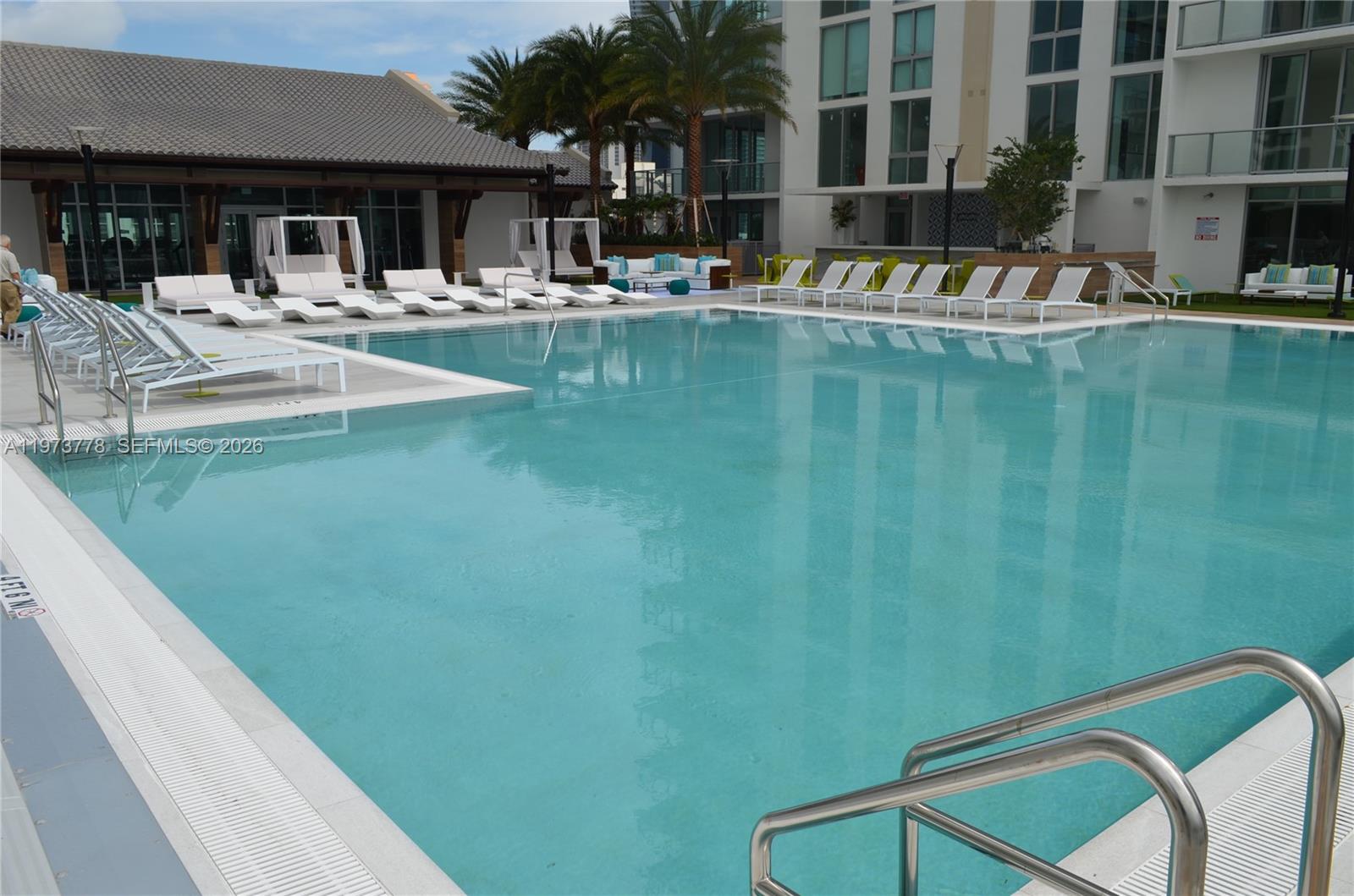 See details 4-1705 2 / 3 1541 sq. ft. $ 2026-02-27 0 Photo