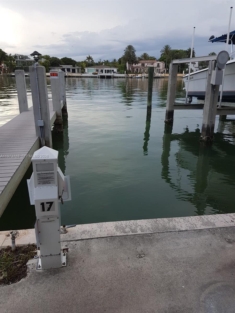   /   sq. ft. $ 2026-02-27 0 foto