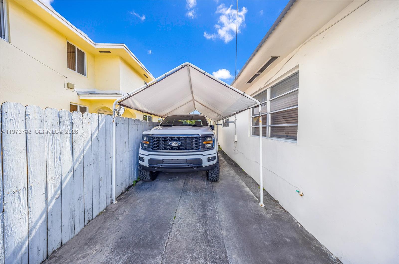 Ver detalles / 1868 sq. ft. $ 2026-02-27 0 foto