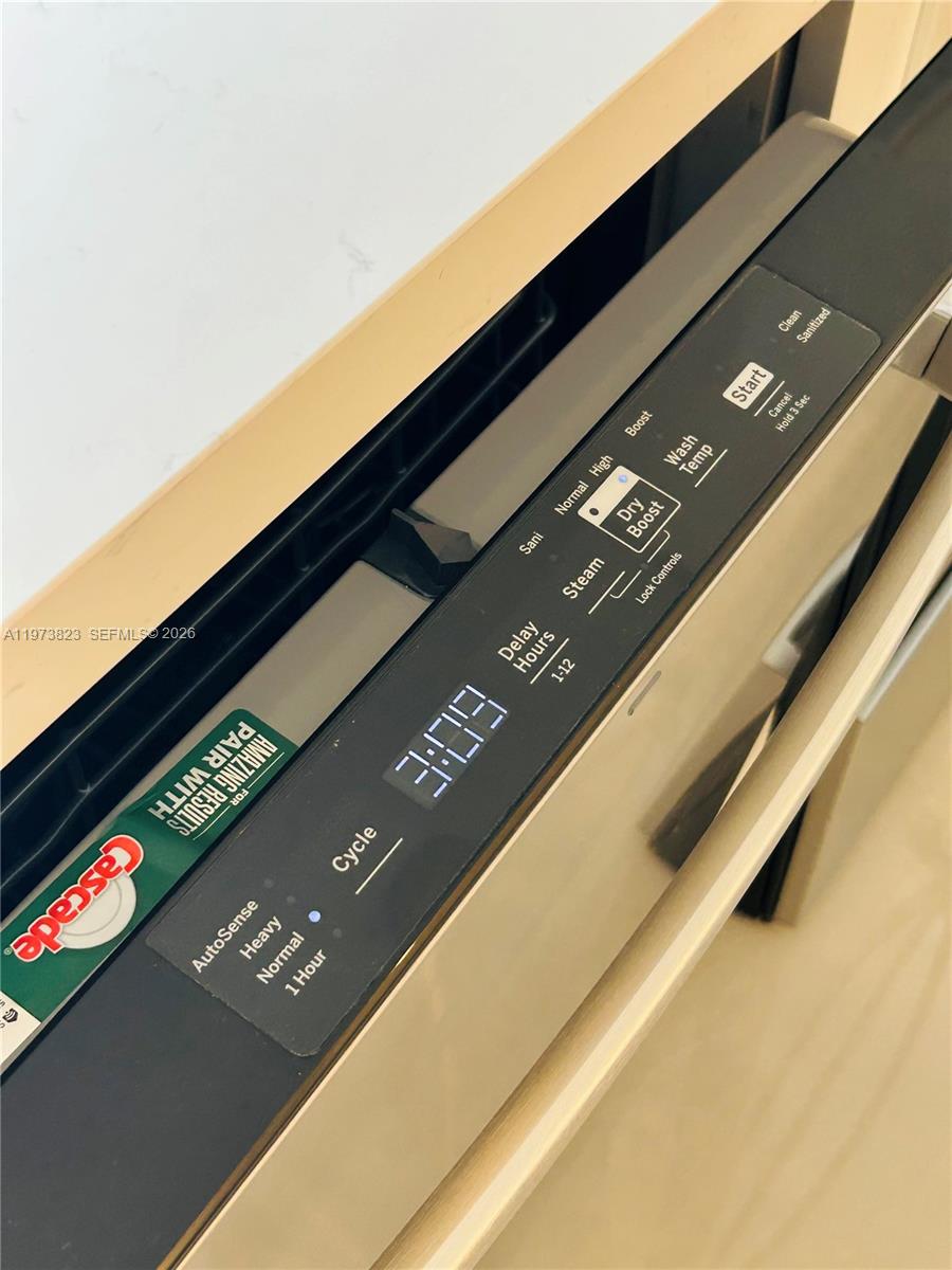 Photo of 17021 N Bay Rd  #427, Sunny Isles Beach, Florida, 33160 - 