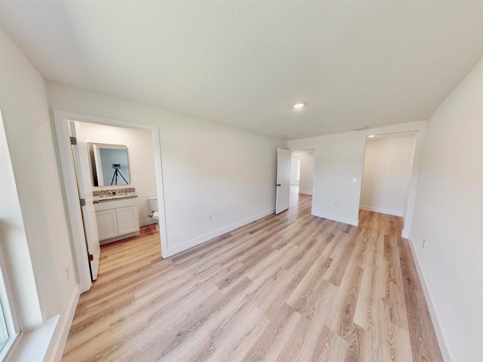   / 4 2126 sq. ft. $ 2026-06-09 0 foto