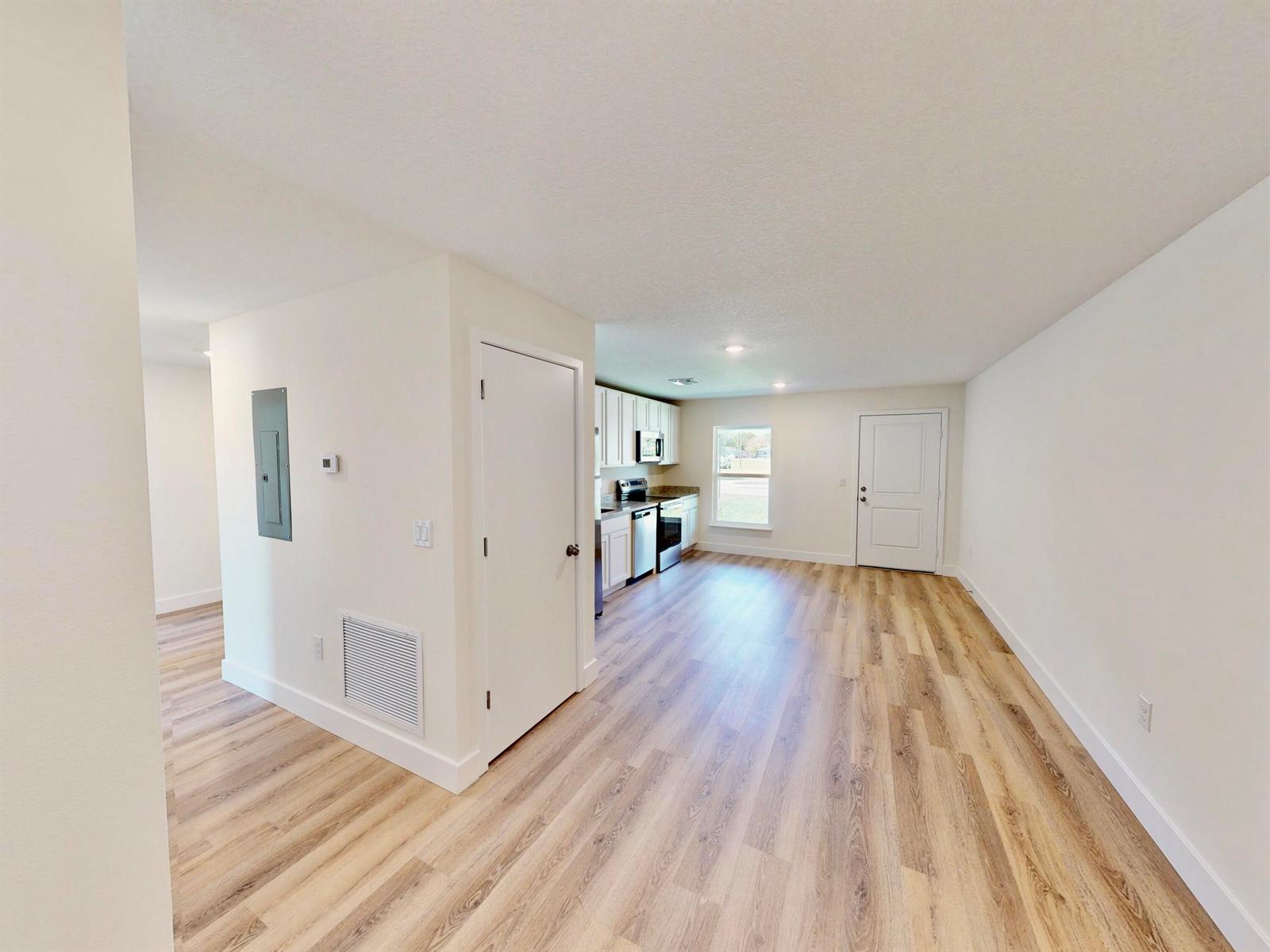   / 4 2126 sq. ft. $ 2026-06-09 0 foto