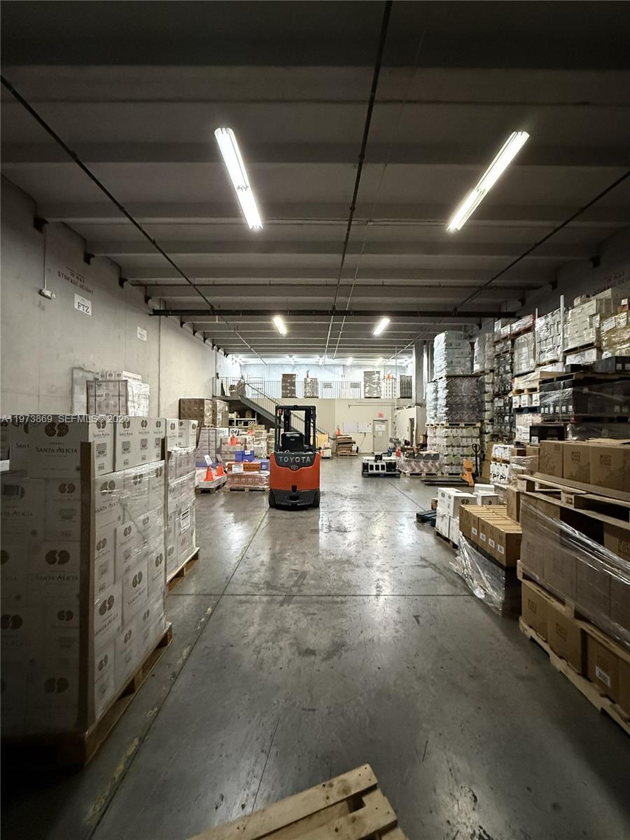 Ver detalles 21 / sq. ft. $ 2026-02-28 0 foto