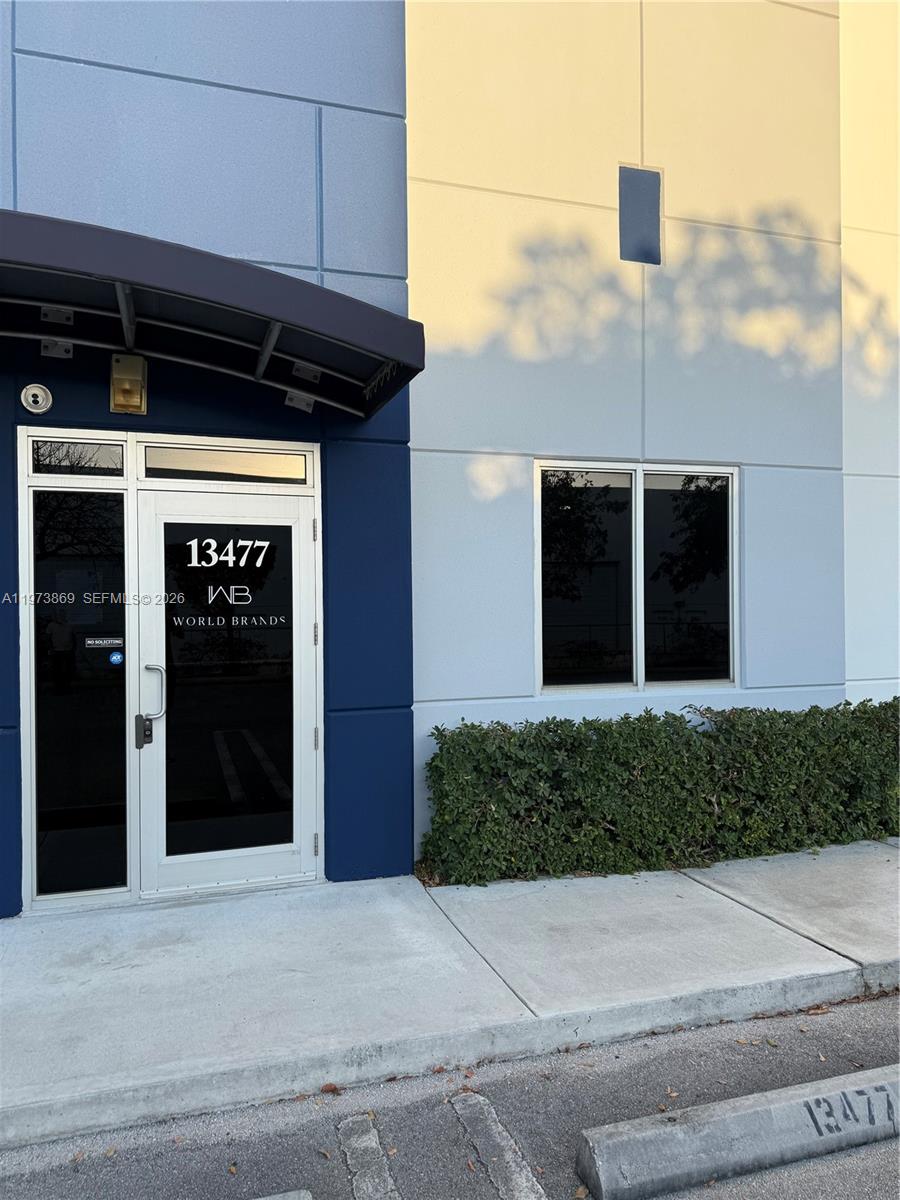 See details 21 / sq. ft. $ 2026-02-28 0 Photo