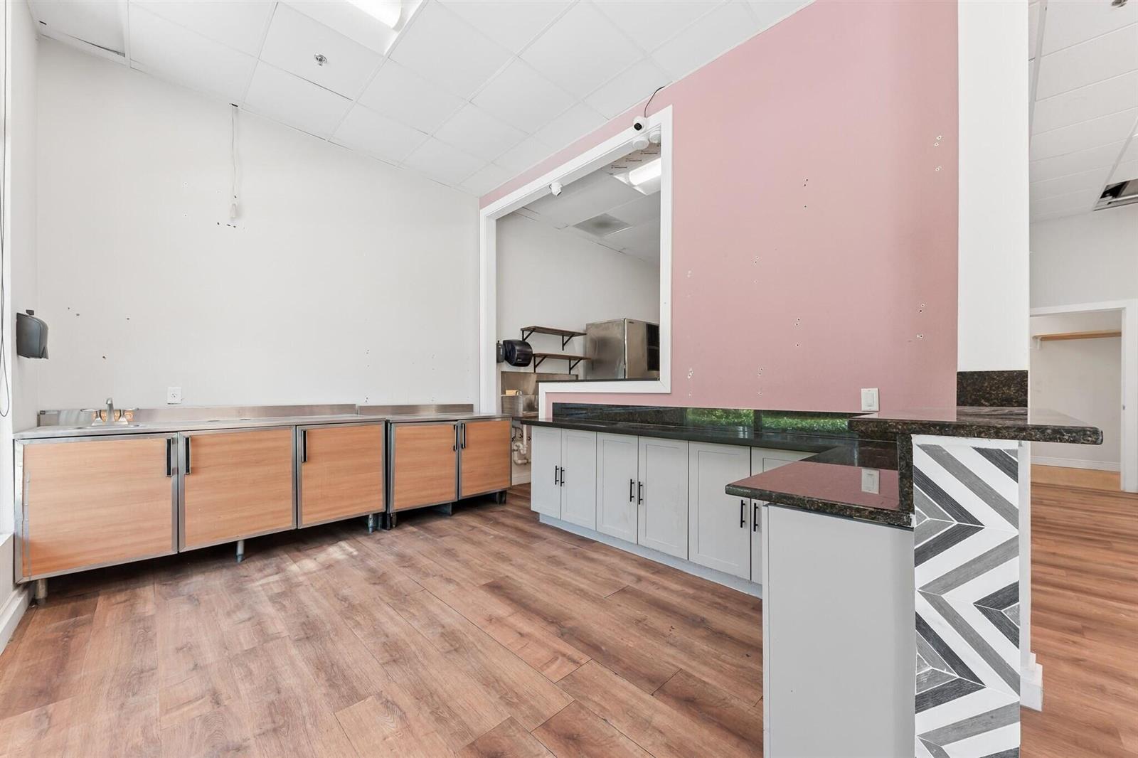 See details 38-39 / 1 sq. ft. $ 2026-06-17 0 Photo