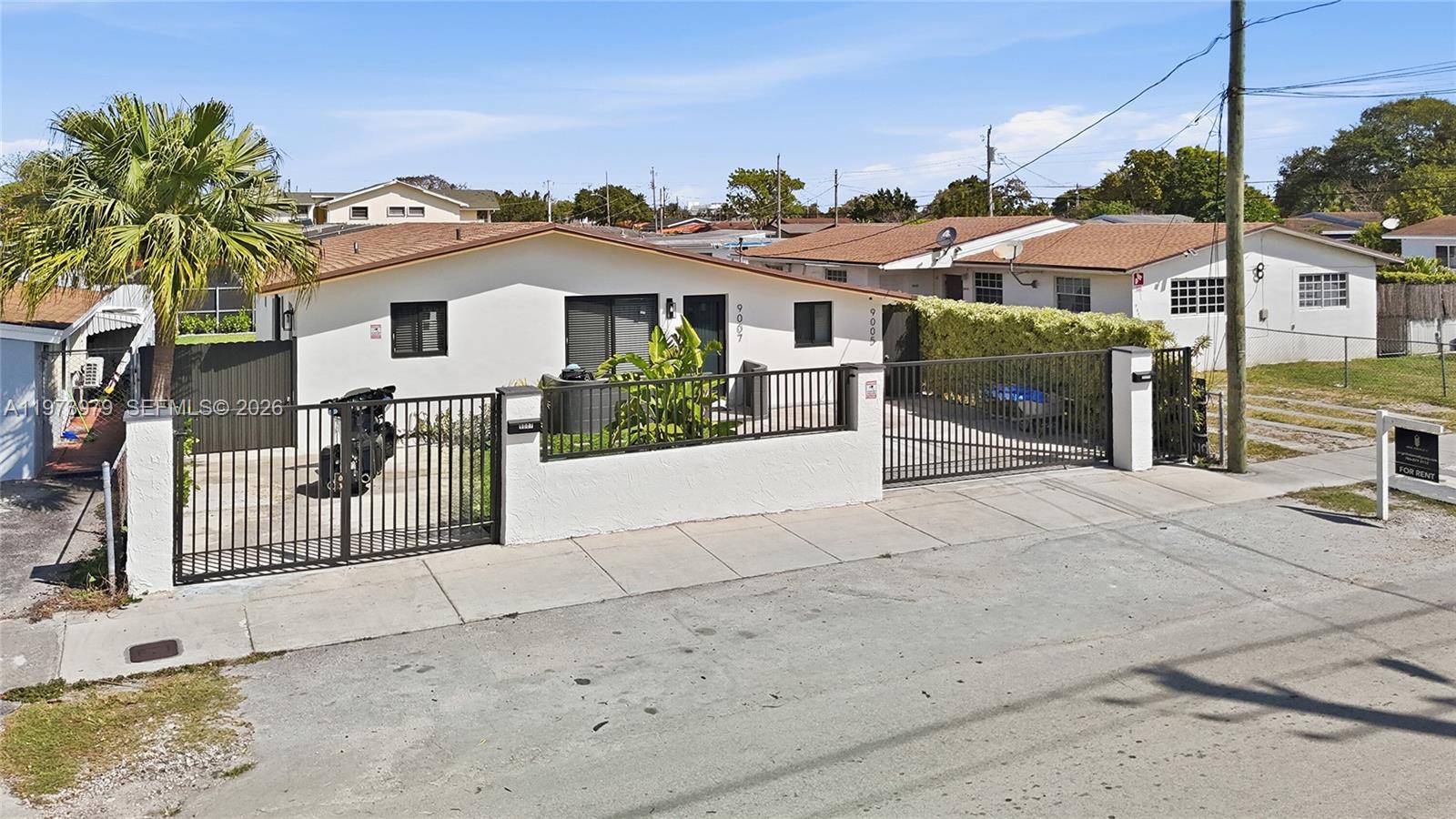   /  1686 кв.футов $ 2026-02-28 0 Фото