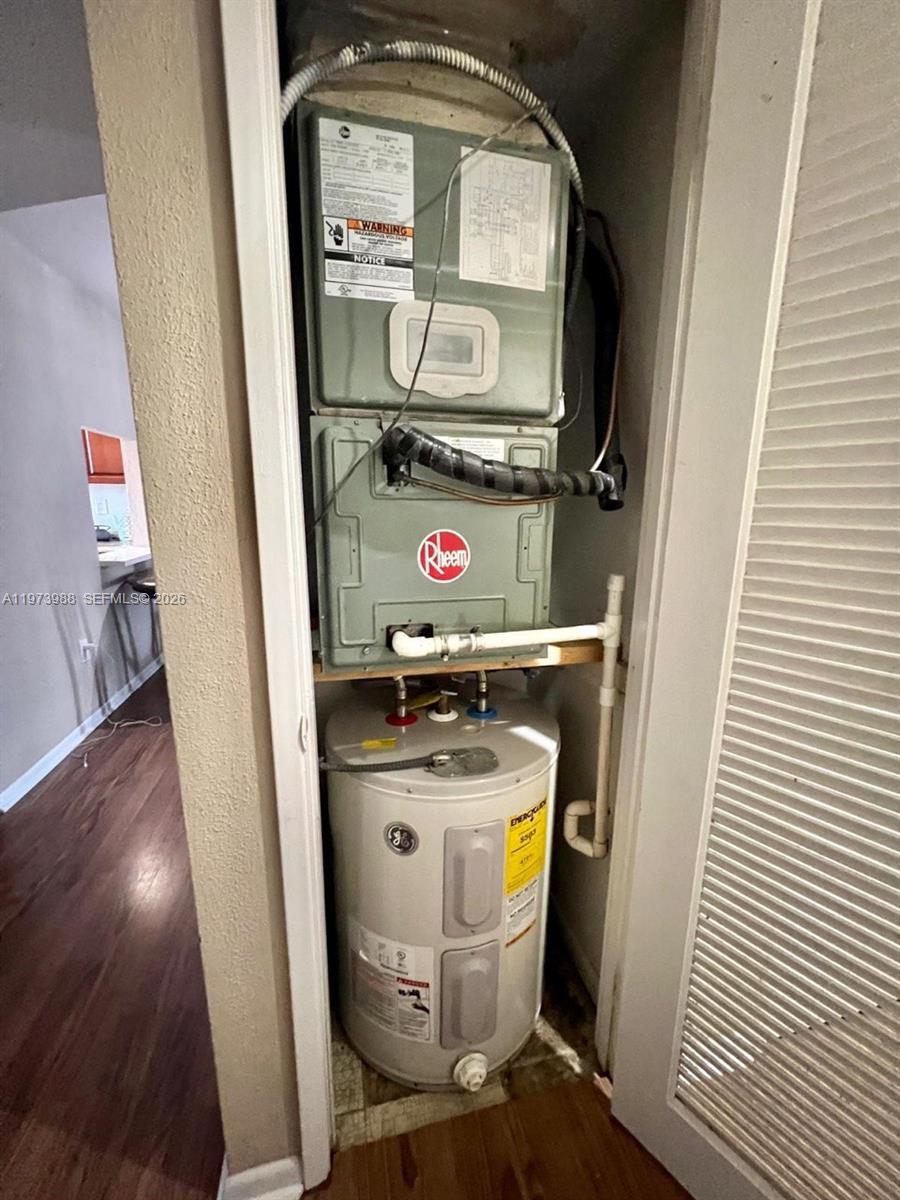 See details 508 2 / 2 1036 sq. ft. $ 2026-02-28 0 Photo