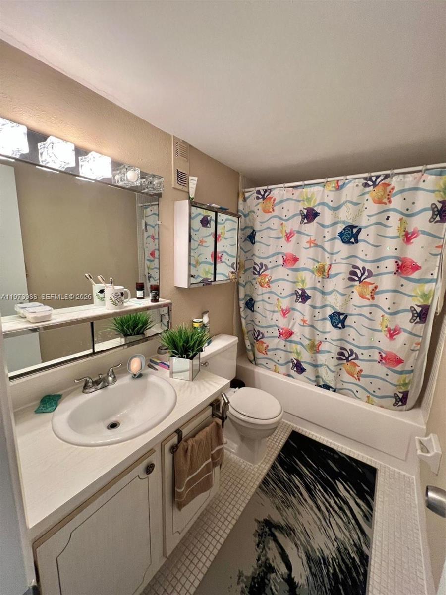 See details 508 2 / 2 1036 sq. ft. $ 2026-02-28 0 Photo