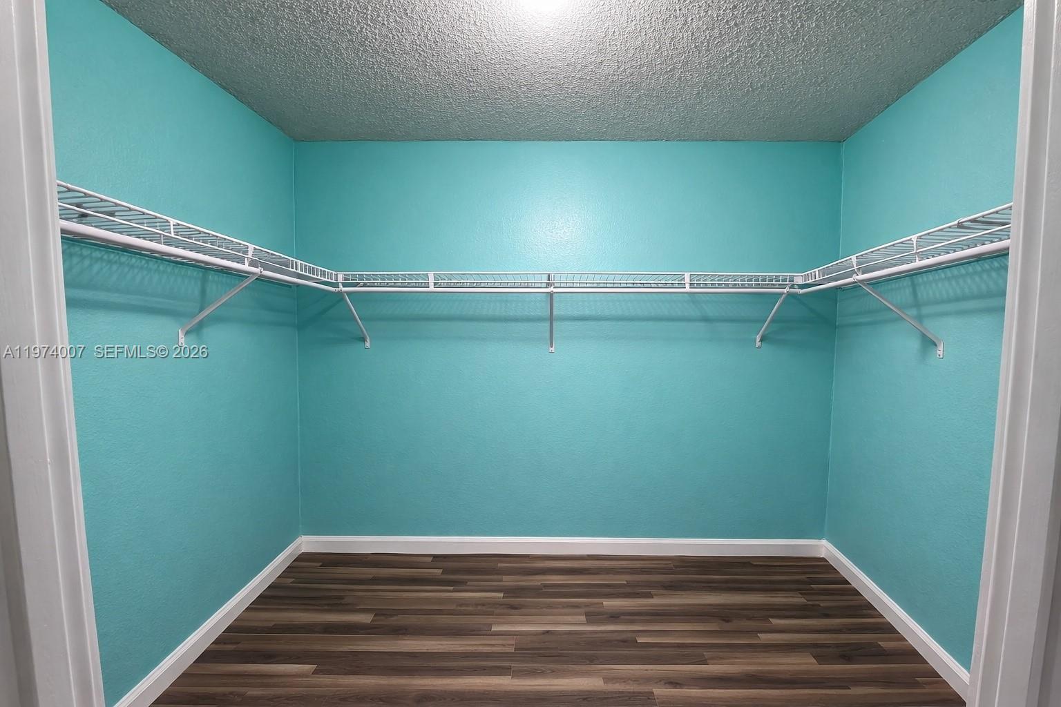 210-2 1 / 2 1036 sq. ft. $ 2026-02-28 0 Photo