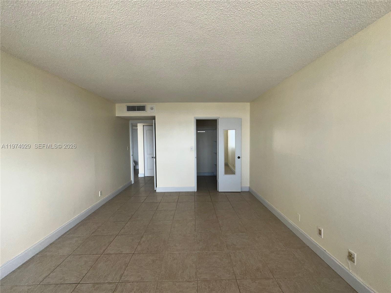 Photo of 3180 Ocean Dr  #1518, Hallandale Beach, Florida, 33009 - 