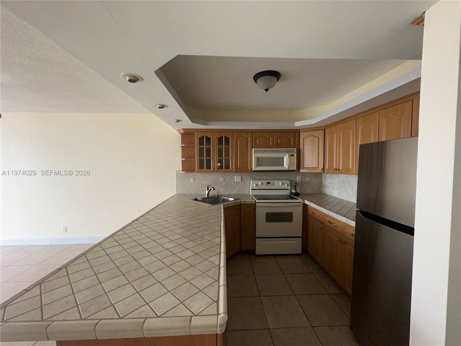 Photo of 3180 Ocean Dr  #1518, Hallandale Beach, Florida, 33009 - 