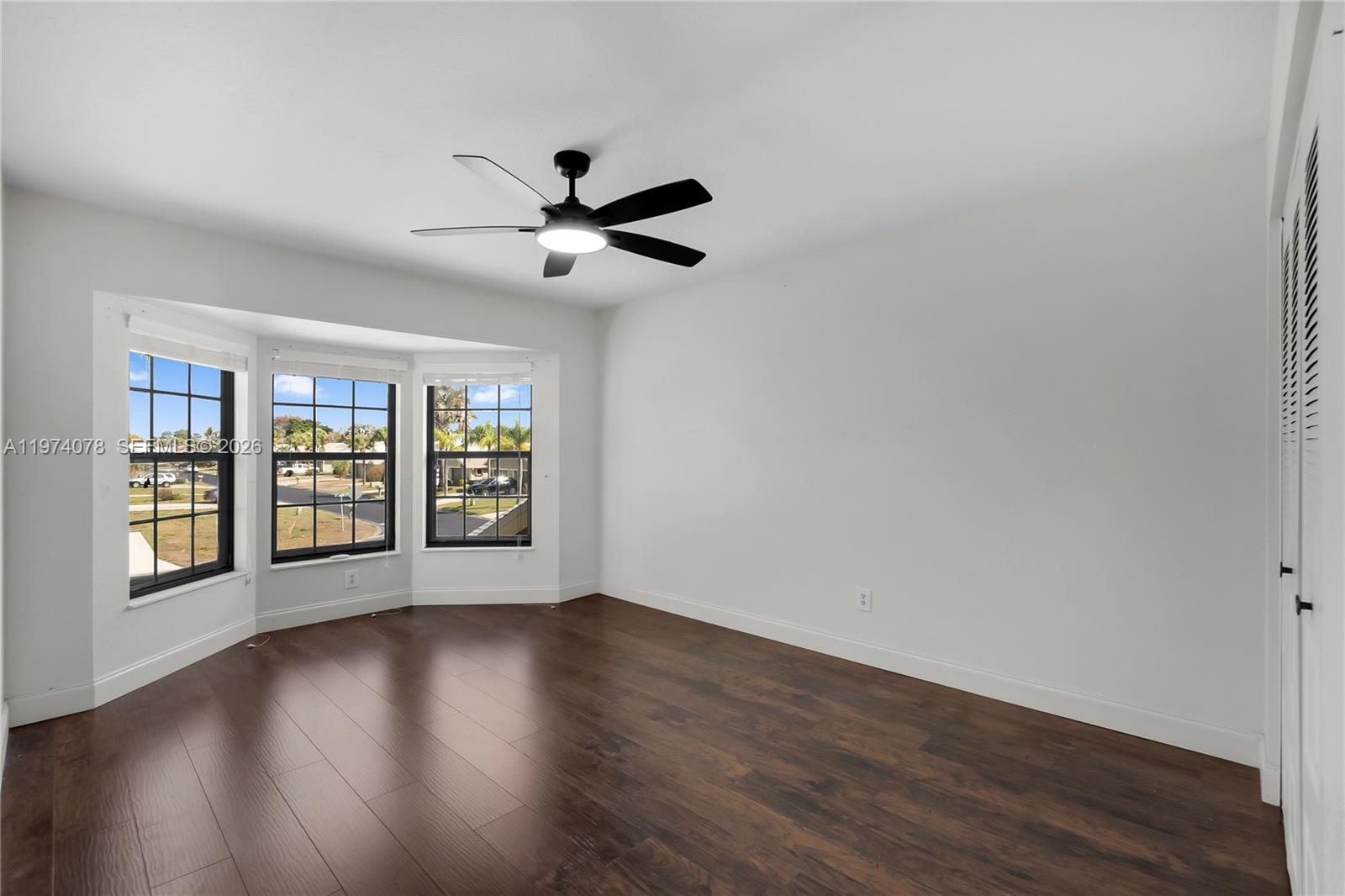 Подробнее 1550 3 / 3 1551 кв.футов $ 2026-03-01 0 Фото