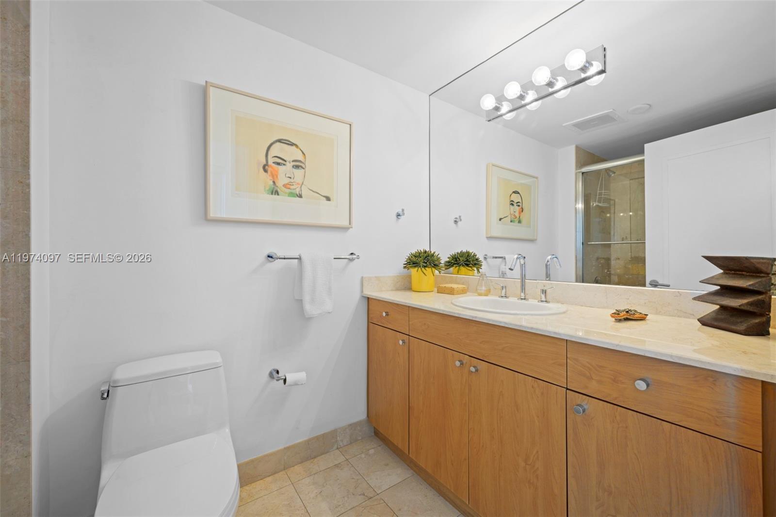 Photo of 3201 183 #1104, Aventura, Florida, 33160 - 2nd Bathroom