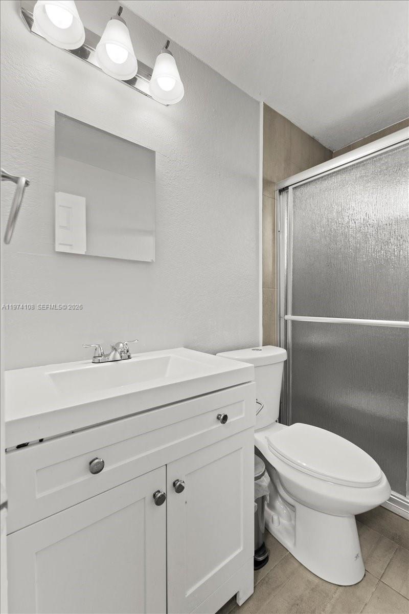   /  1376 кв.футов $ 2026-03-01 0 Фото