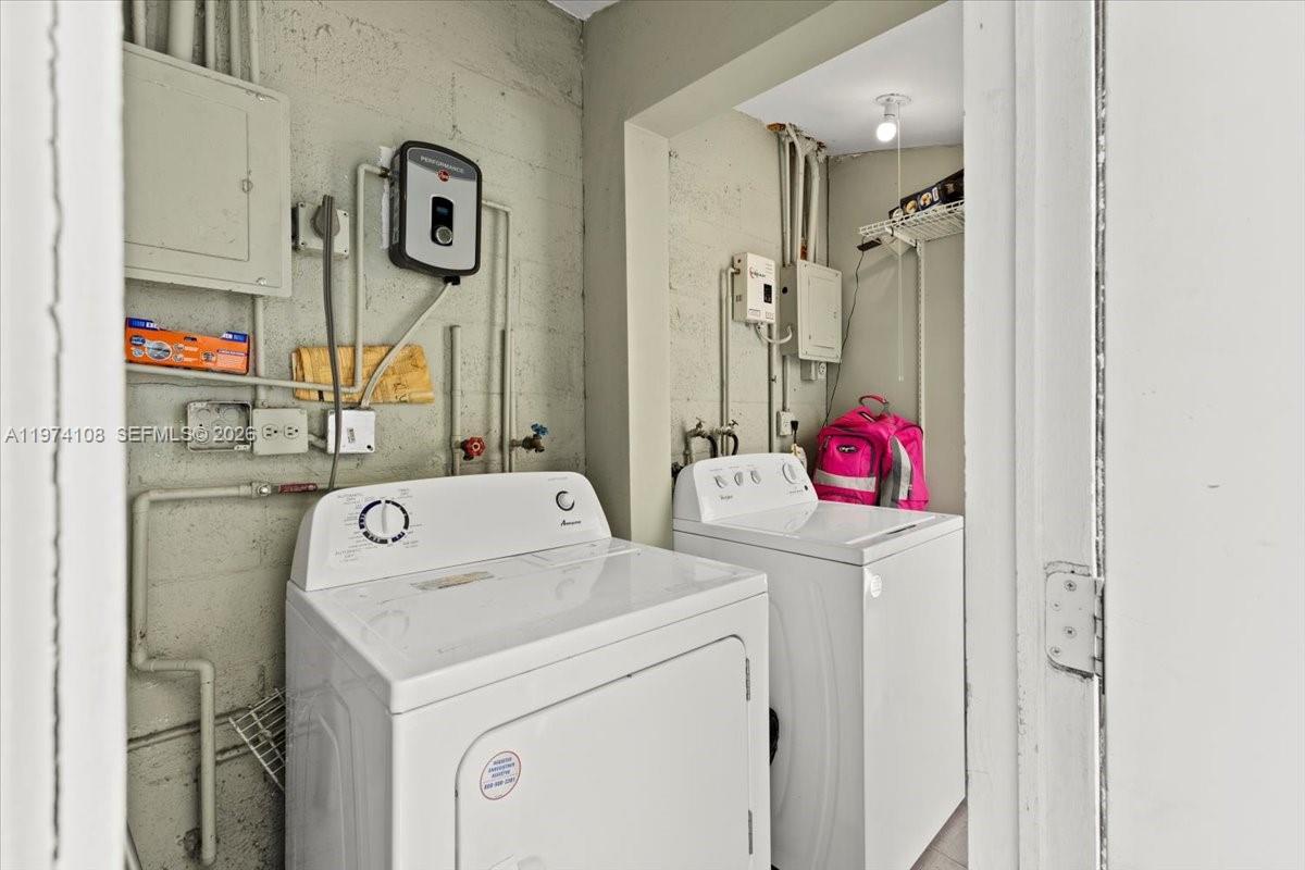   /  1376 кв.футов $ 2026-03-01 0 Фото