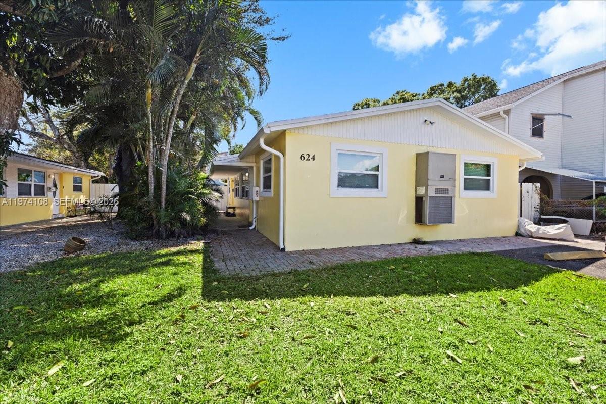   /  1376 кв.футов $ 2026-03-01 0 Фото