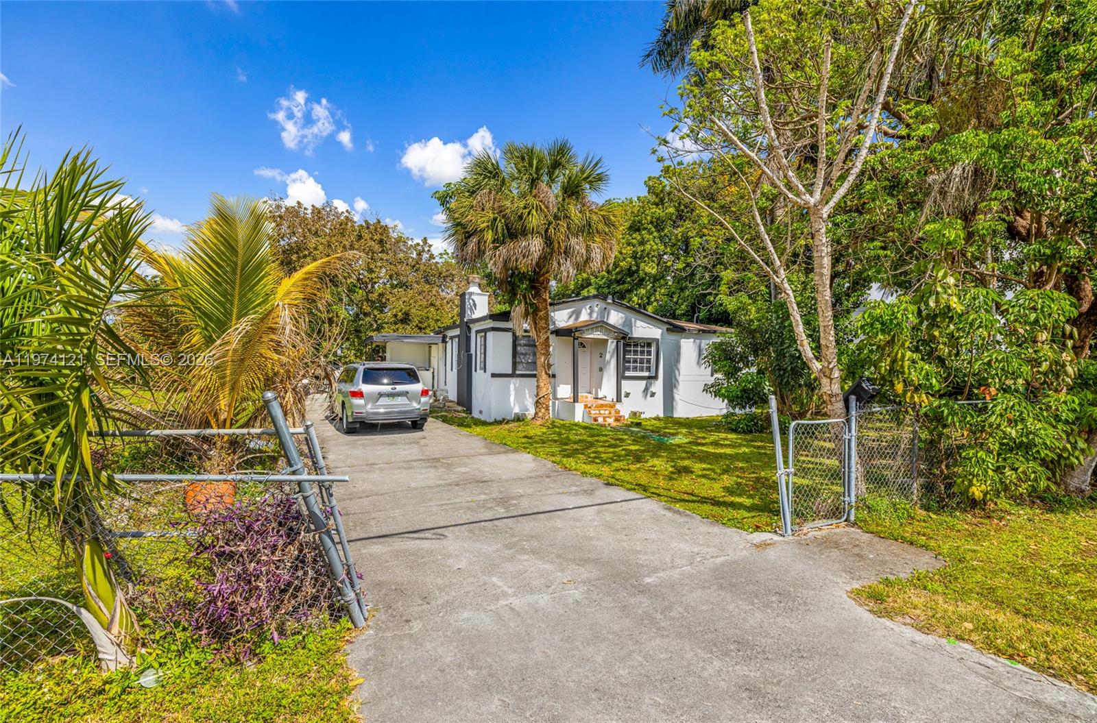   /   sq. ft. $ 2026-03-01 0 foto