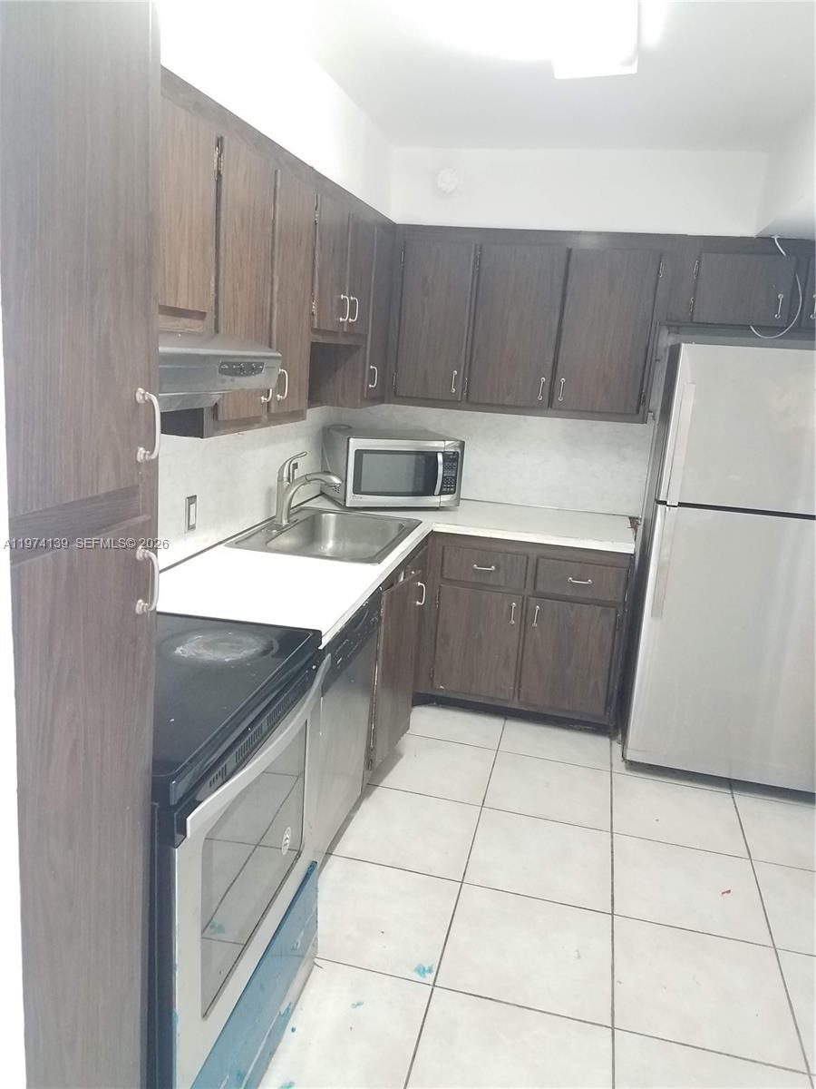 Photo of 3475 Country Club Dr #805, Aventura, Florida, 33180 -