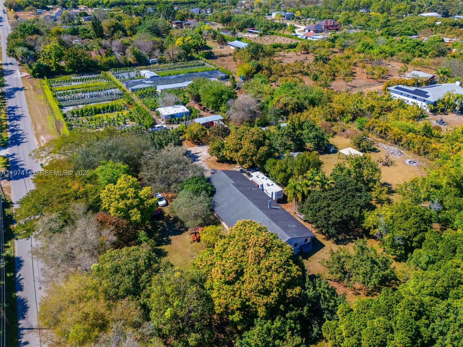   /   кв.футов $ 2026-03-01 0 Фото