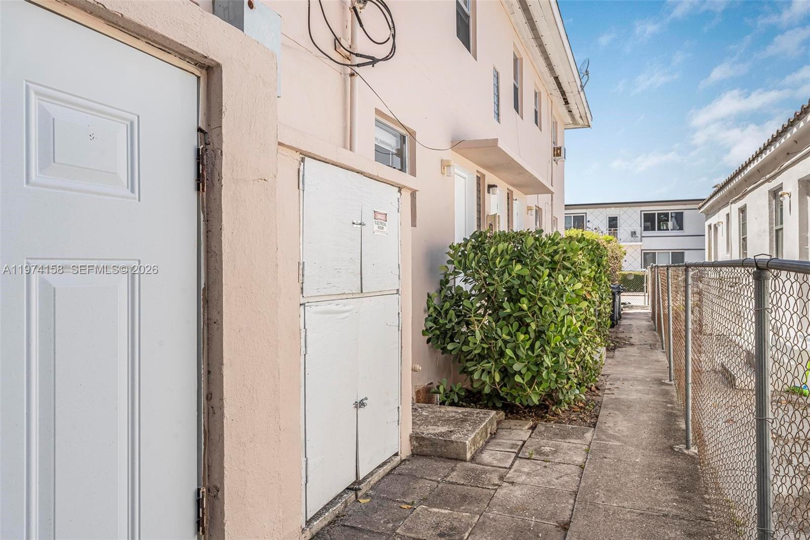   /  4429 sq. ft. $ 2026-03-01 0 Photo