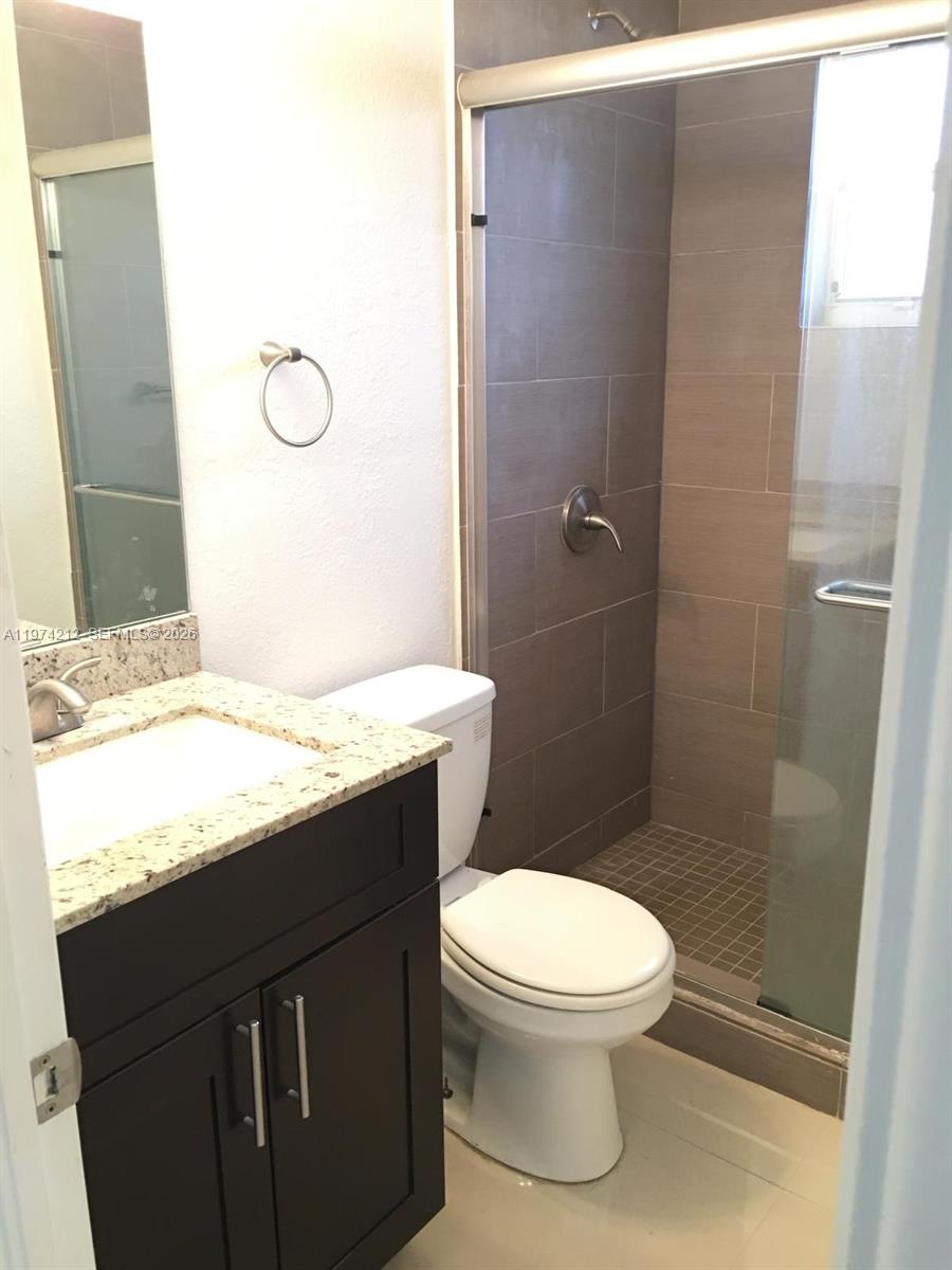   /  1296 кв.футов $ 2026-03-01 0 Фото