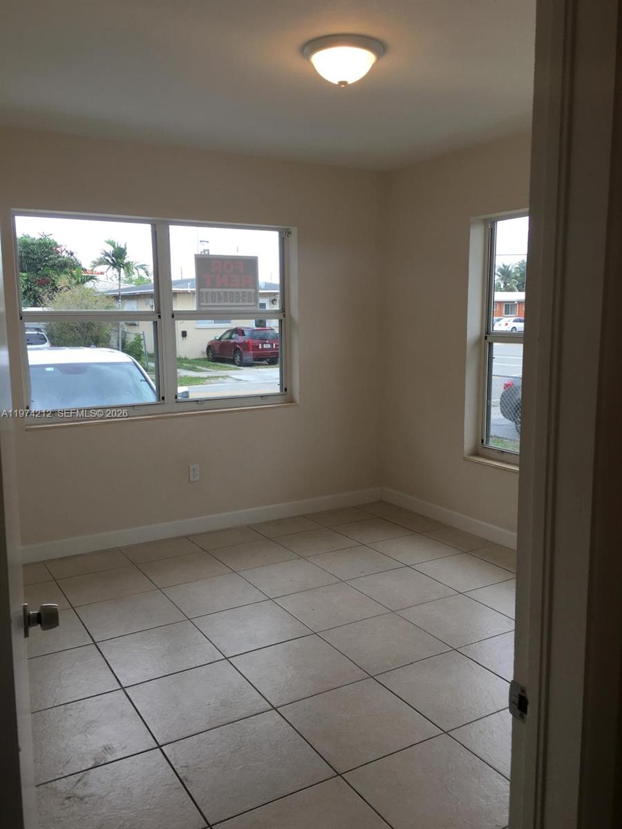   /  1296 кв.футов $ 2026-03-01 0 Фото