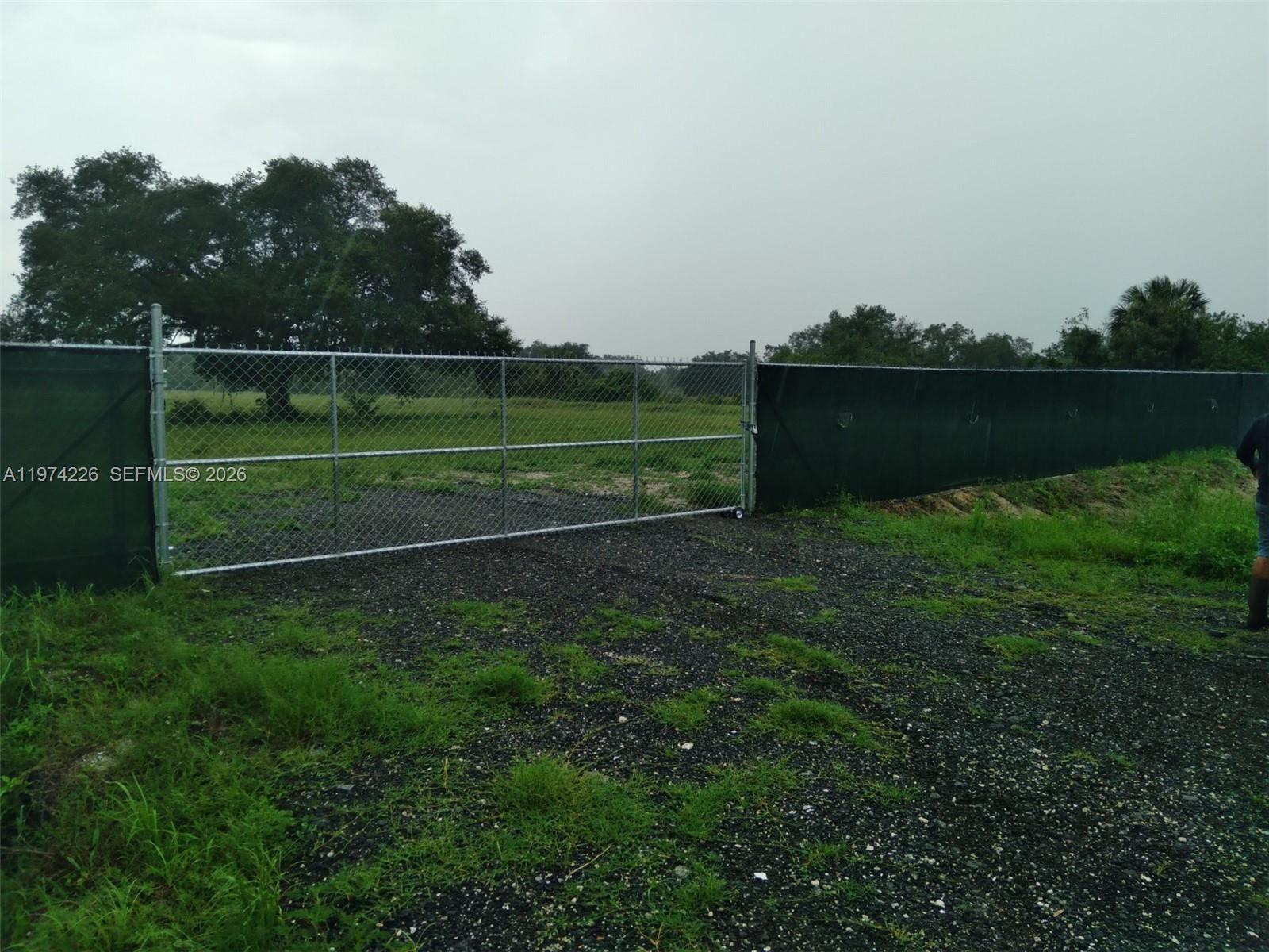   /   кв.футов $ 2026-03-01 0 Фото