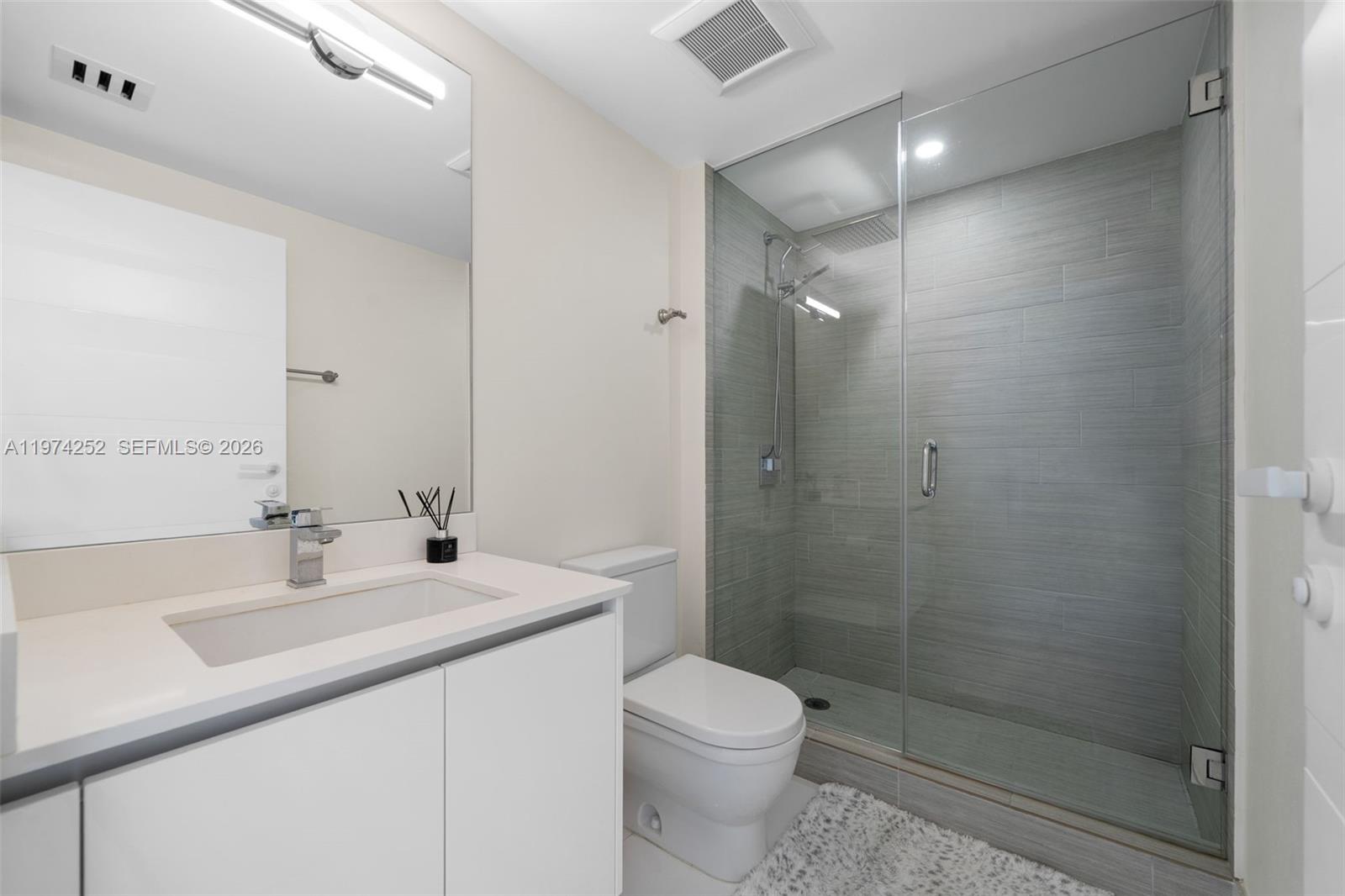 See details 4-2003 2 / 3 1524 sq. ft. $ 2026-03-01 0 Photo