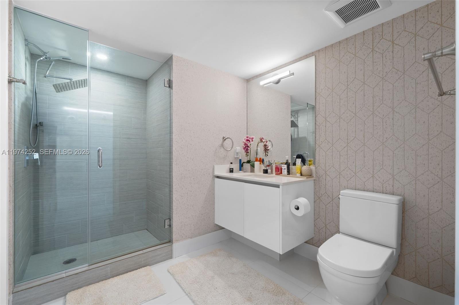 See details 4-2003 2 / 3 1524 sq. ft. $ 2026-03-01 0 Photo