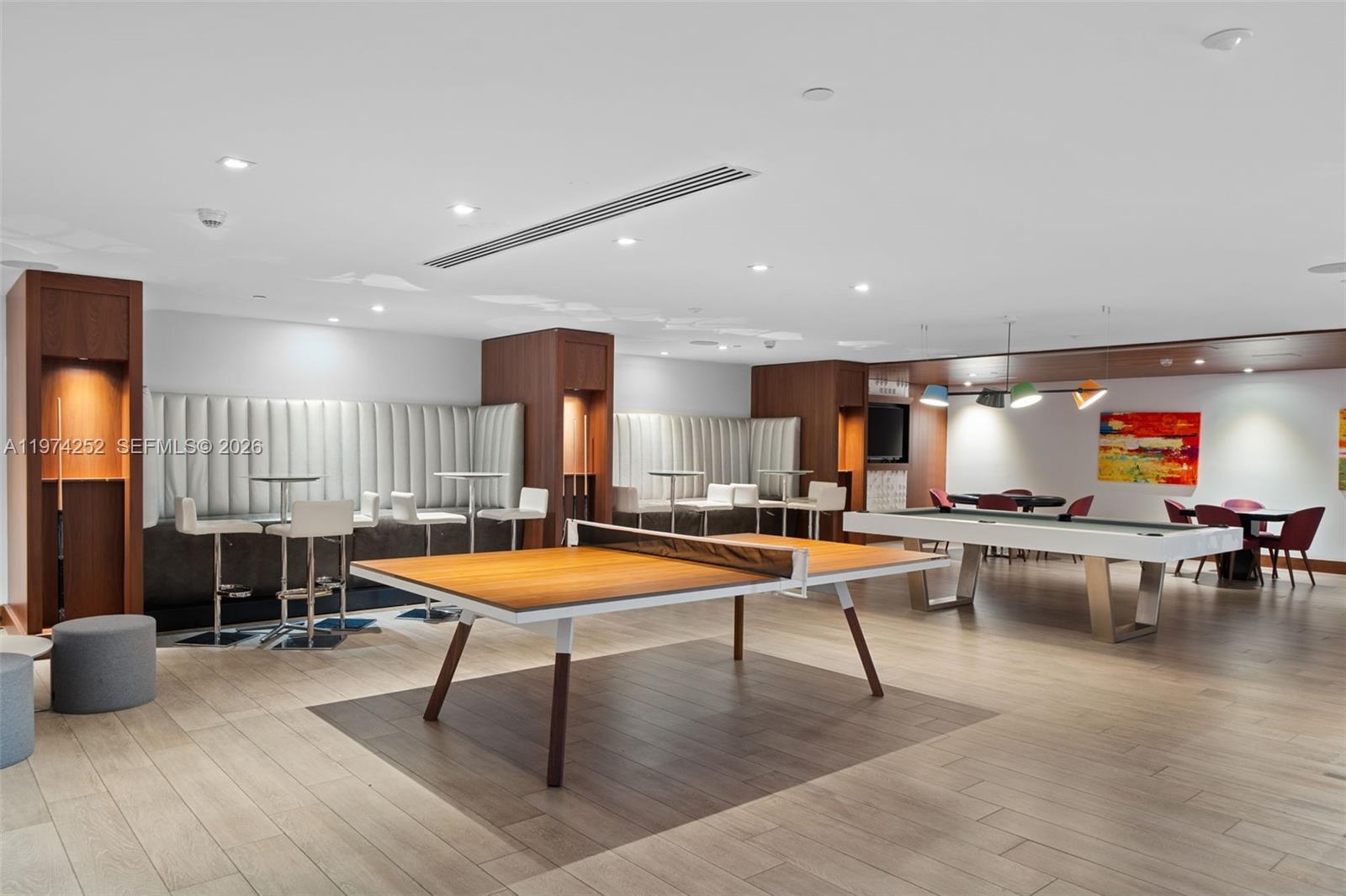 See details 4-2003 2 / 3 1524 sq. ft. $ 2026-03-01 0 Photo