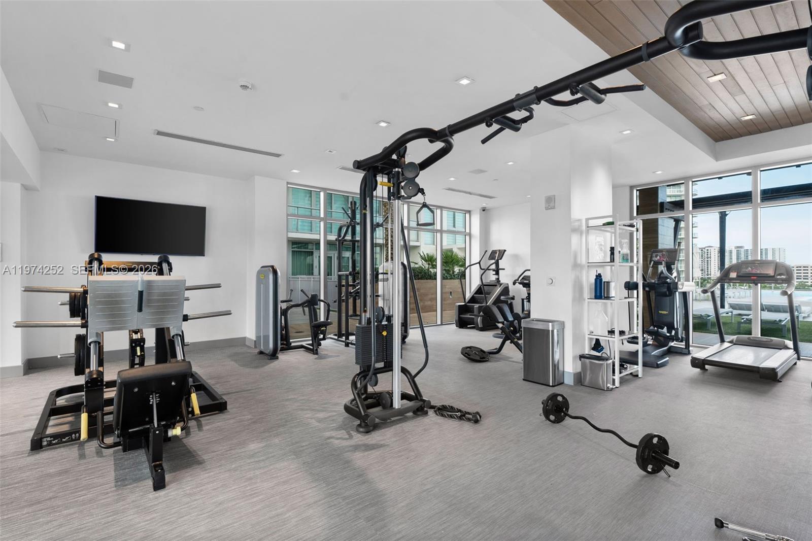 See details 4-2003 2 / 3 1524 sq. ft. $ 2026-03-01 0 Photo