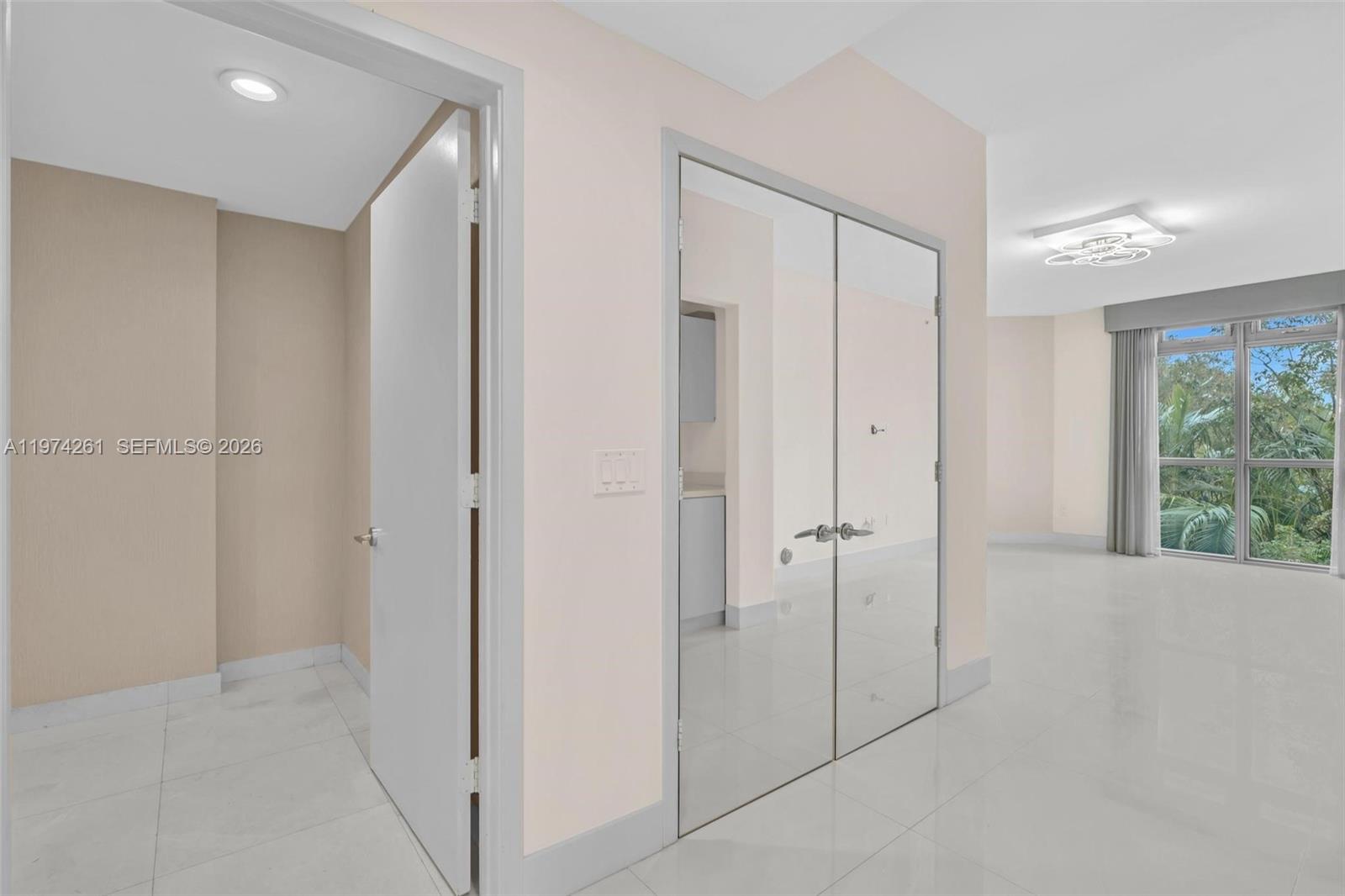 Photo of 17301 Biscayne Blvd  #210, North Miami Beach, Florida, 33160 - 