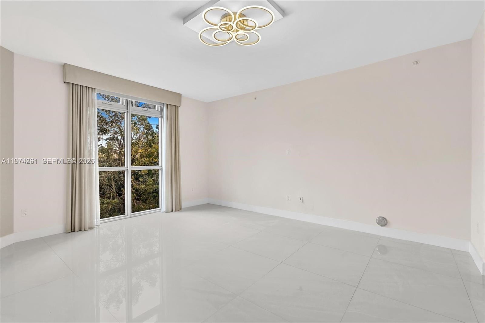Photo of 17301 Biscayne Blvd  #210, North Miami Beach, Florida, 33160 - 