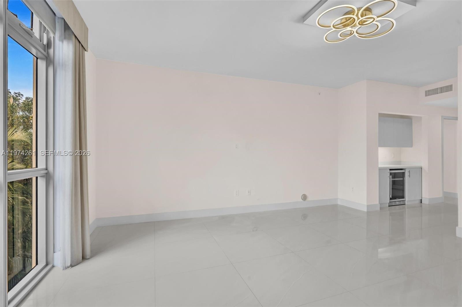Photo of 17301 Biscayne Blvd  #210, North Miami Beach, Florida, 33160 - 
