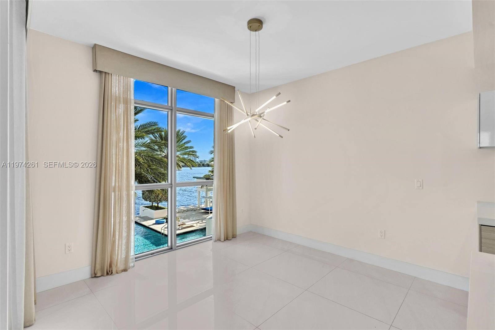 Photo of 17301 Biscayne Blvd  #210, North Miami Beach, Florida, 33160 - 